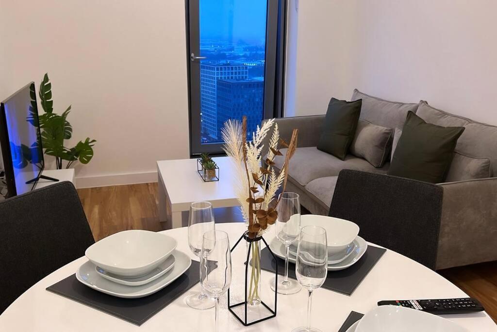 Stunning Two Bedroom *